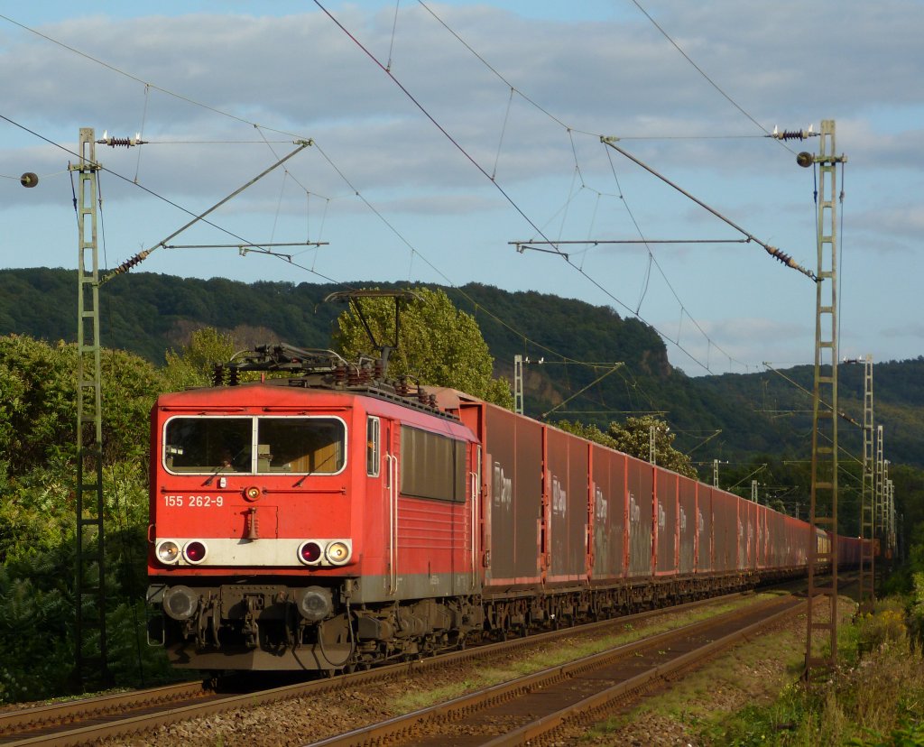 155 262 mit dem  Schuhkarton -Zug am 14.09.11. bei Bonn Beuel.