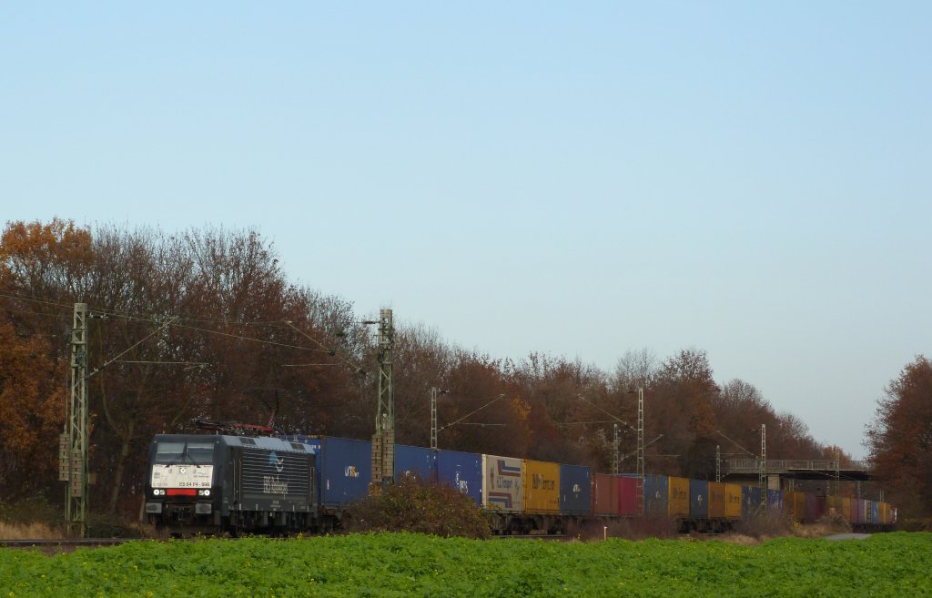 Die ES 64 F4-998 alias 189 098 begegnete mir am 30.11.11. mit einem Containerzug bei Bonn-Beuel.
