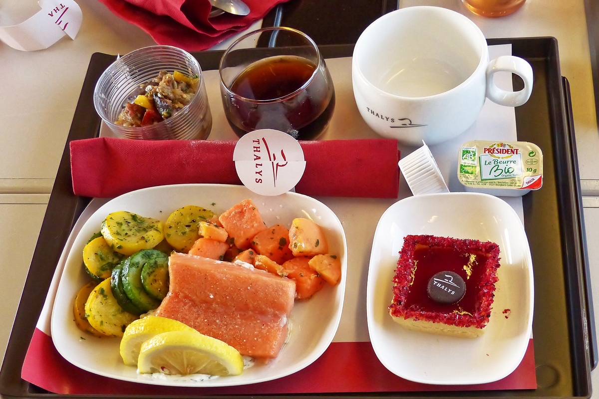 . Das Mittagessen im Thalys zwischen Br�ssel und Rotterdam. 24.09.2016 (Jeanny)