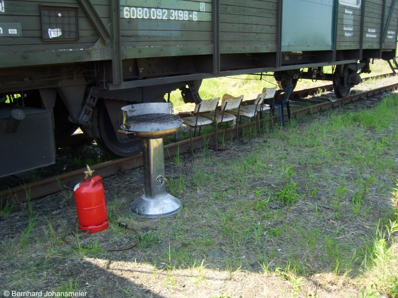 Der etwas andere Grillplatz...
Tag der offenen T�r, Rbf Wustermark, Mai 2009