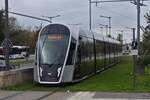 Stra�enbahn Triebwagen 130 nahe der Haltestelle „Roud Breck“ in der Stadt Luxemburg. 26.03.2024