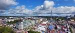 Blick  über die Stadt Luxemburg in verschiedene Himmelsrichtungen aus dem Riesenrad auf der Kirmes (Fouer) in Stadt Luxemburg. 05.09.2025