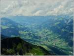 Am Niesen Kulm hat man eine sch�ne Aussicht ins Simmental.